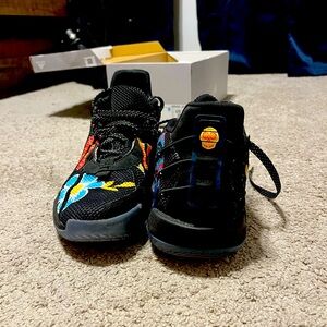 adidas damian lillard basketball shoes